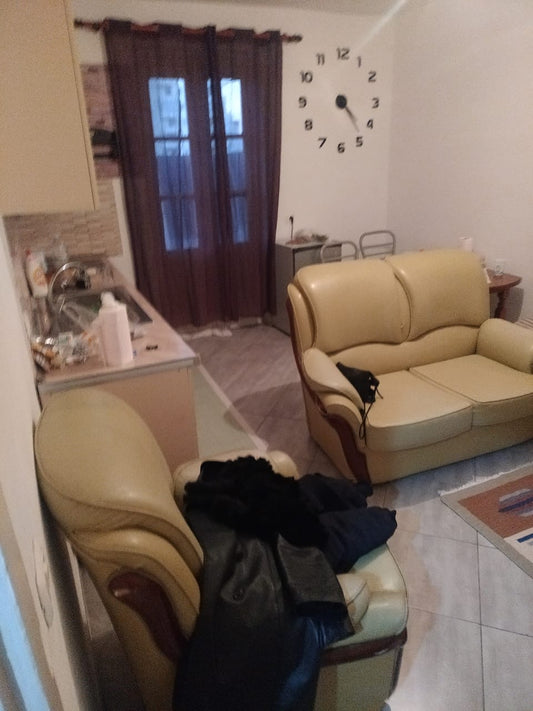 JEPET APARTAMENTI ME QERA