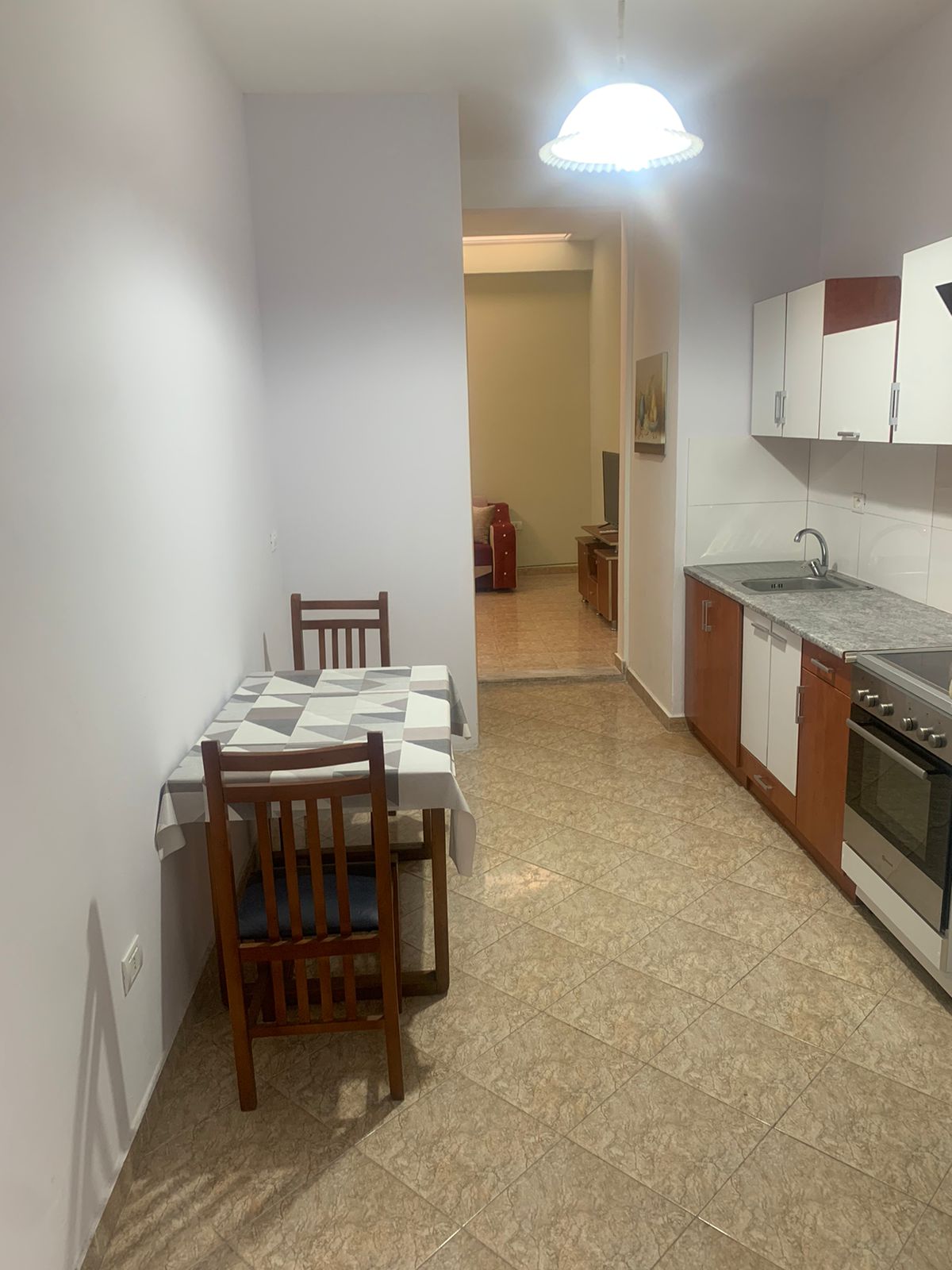 APARTAMENT ME QERA