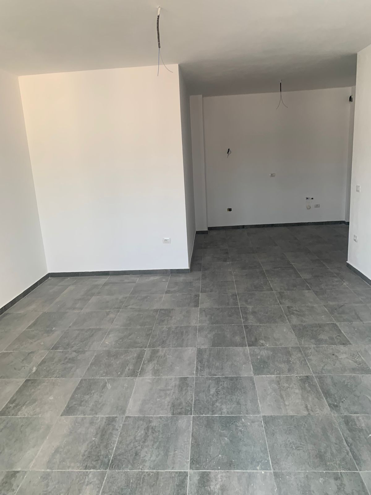 SHITEN 2 APARTAMENTE NGA 86M2