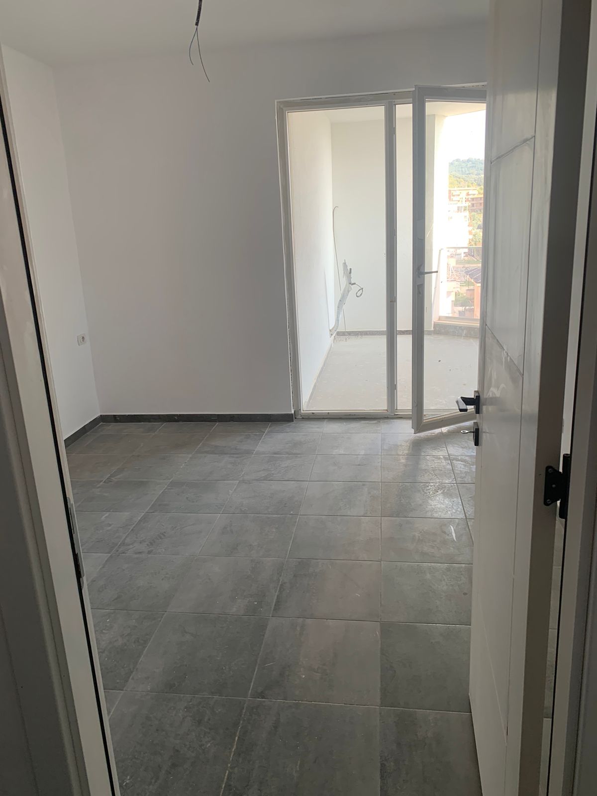 SHITEN 2 APARTAMENTE NGA 86M2