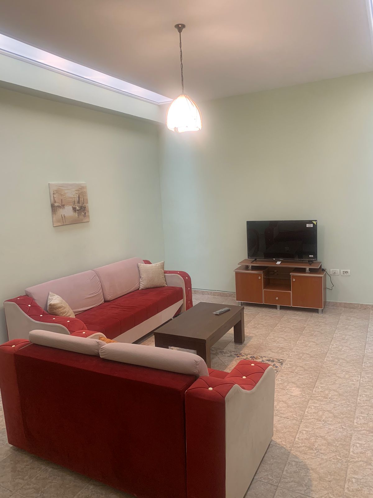 APARTAMENT ME QERA